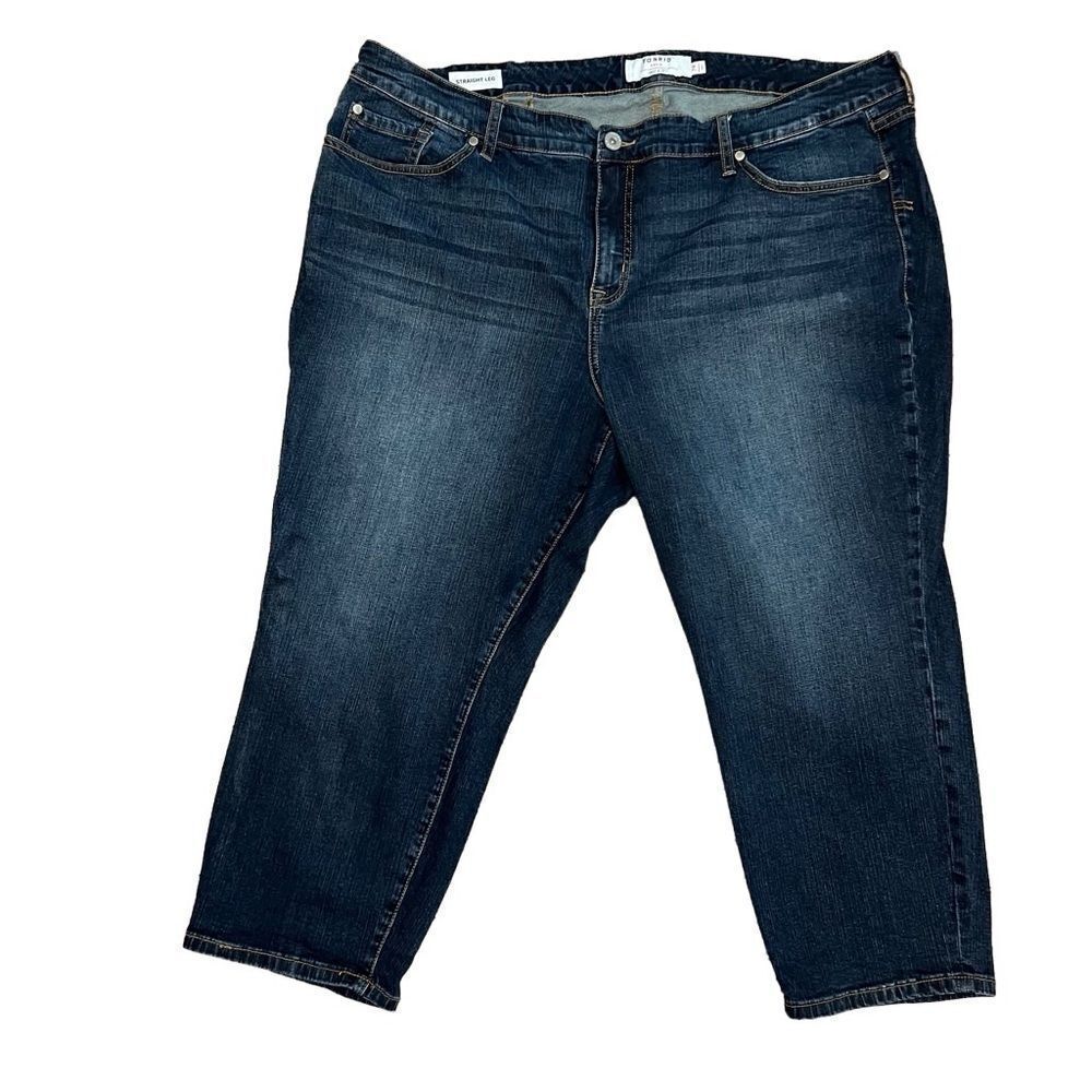 Torrid Straight Leg Jeans. Medium Wash. Size 24. Great Condition!!
